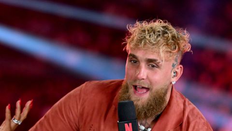 Jake Paul (verloofde van Jutta Leerdam) herhaalt bizarre actie die groot onbegrip oproept
