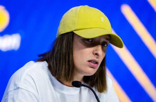 Emoties lopen op bij toptennisster na verbijsterende vraag op US Open: 'Wat is er hier aan de hand?!'
