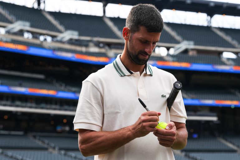 Merkwaardige keus van toptennisser Novak Djokovic bij voorbereiding voor US Open-pot tegen Cameron Norrie