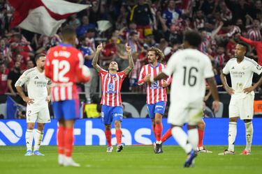 Derby tussen Atletico en Real Madrid ontploft in slotfase: gelijkmaker en donkerrode kaart in blessuretijd