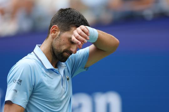 Slechtst denkbare scenario wordt werkelijkheid voor toptennisser Novak Djokovic