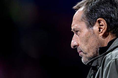 John van 't Schip (62) krijgt tik: deceptie bij nieuwe uitdaging voor bekende coach