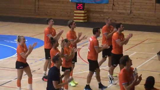 Bizarre wedstrijd op EK korfbal: Nederland boekt 'ingecalculeerde' monsterscore tegen reserves