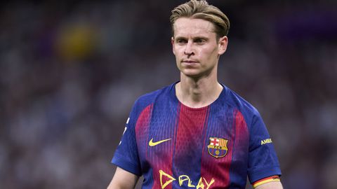 Boze Frenkie de Jong moet wéér vrezen voor wereldreis met FC Barcelona: Spaanse topclub bezig met nieuwe deal