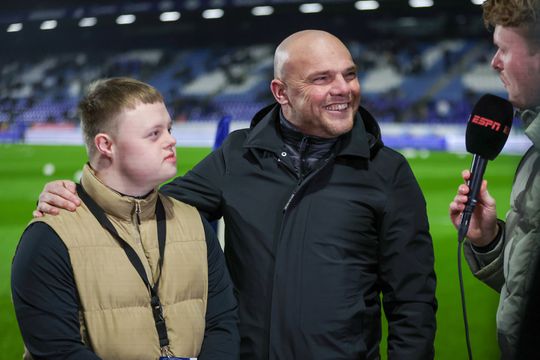 Rapper Drake deelt video van veelbesproken PEC-fan met zijn 142 miljoen volgers: 'Hij wordt steeds beroemder'