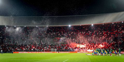 Feyenoord zwaar getroffen na sfeeractie in Europa League: UEFA deelt vierdubbele straf uit