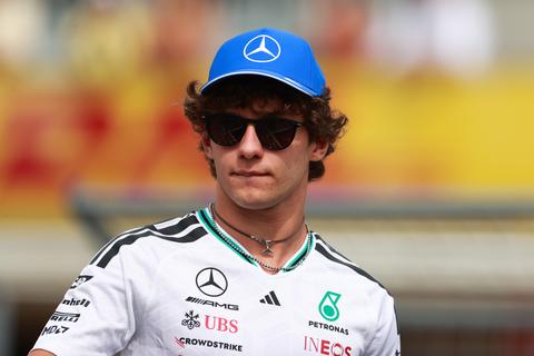 Zorgen om F1-coureur Kimi Antonelli in mogelijk kampioensweekend: 'Hij voelt zich niet goed'