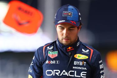 Van kwaad tot erger: Sergio Pérez kent dramatisch jaar bij Red Bull van wereldkampioen Max Verstappen