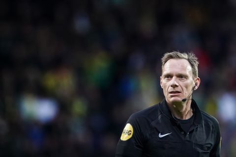 Gestopte Nederlandse topscheidsrechter (54) werd ernstig ziek: 'Je hebt zoiets niet alleen, hè?'