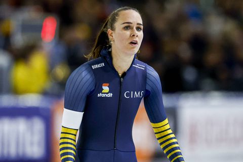 Nederlandse topschaatsster (24) maakt coach emotioneel: 'Alles gebeurt met een reden'
