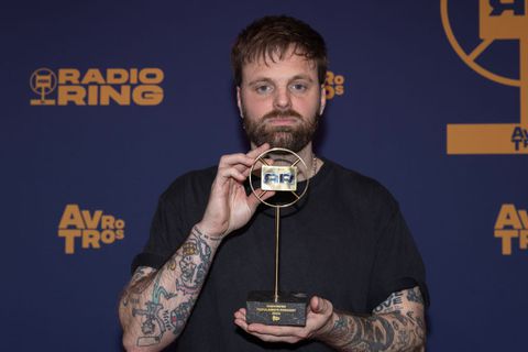 Tim Hofman maakt korte metten met 'doodsbedreigingen' Feyenoord-fans: 'Lijken emotioneel niet capabel te zijn'