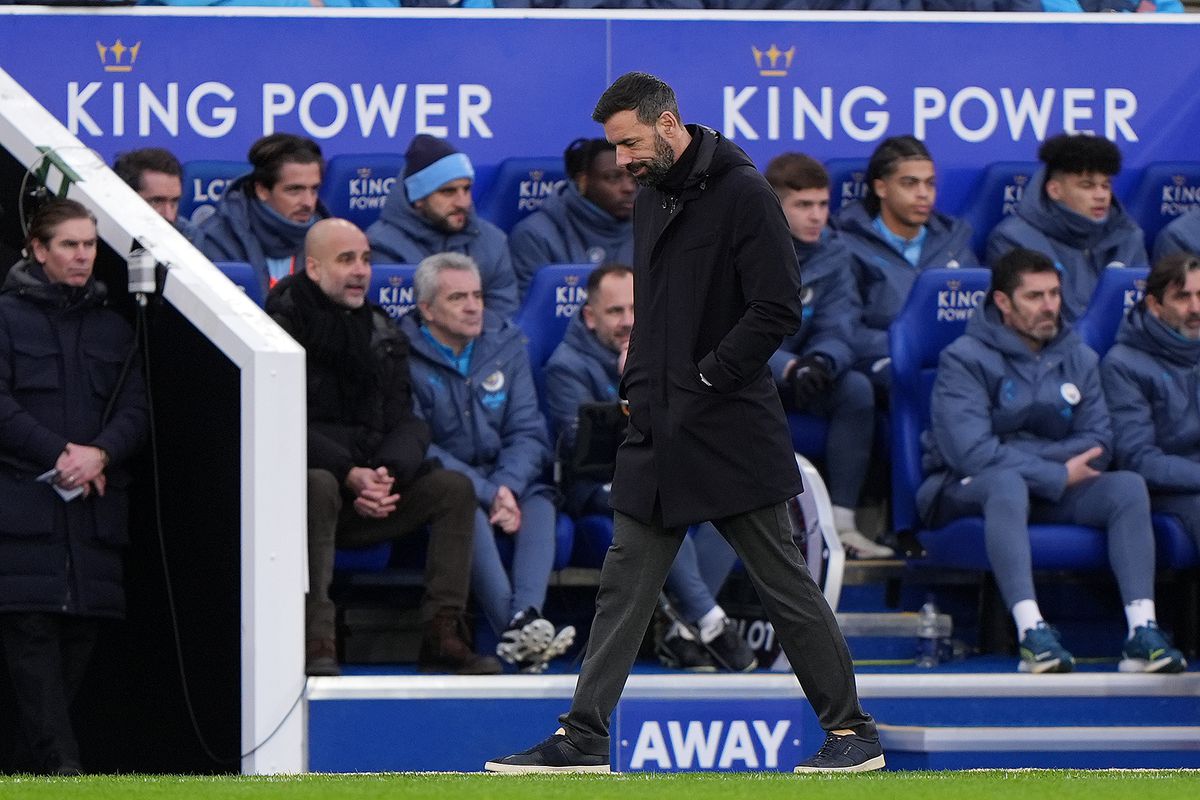 Manchester City richt zich uitgerekend tegen Ruud van Nistelrooij weer op en wint eindelijk weer eens