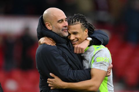 'Oranje-international Nathan Aké wil met oog op het WK vertrekken: Barcelona onderzoekt de opties'