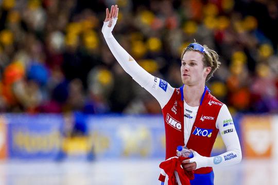 OKT-revelatie Stijn van de Bunt waarschuwt internationale schaatstoppers: 'Hij wordt gewoon niet moe'