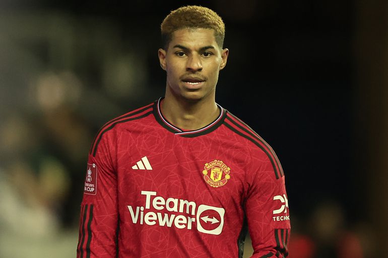 Ober vertelt over stapavond Marcus Rashford: 'Shotjes Tequilla en met kleren aan in bed'