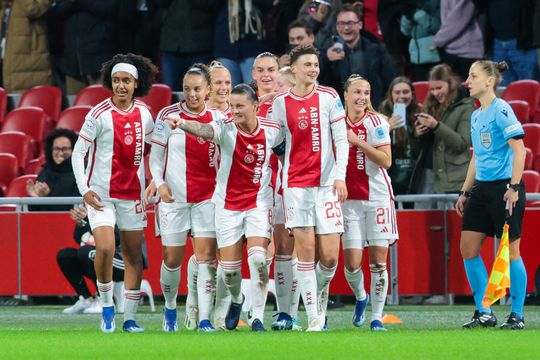 Ajax Vrouwen op randje van kwartfinale Champions League: 'Ik noemde ze kansloos na de loting'