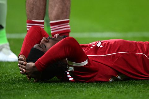 Slecht nieuws voor Arne Slot bij Liverpool:  Oranje-international ligt er een tijd uit