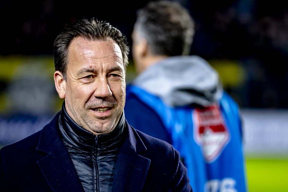 Buitenland lonkt: Jean-Paul van Gastel kondigt afscheid aan bij NAC