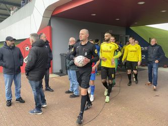 Een dag in het spoor van arbiter Danny Koevermans (45): naam ex-international gaat snel rond op de velden