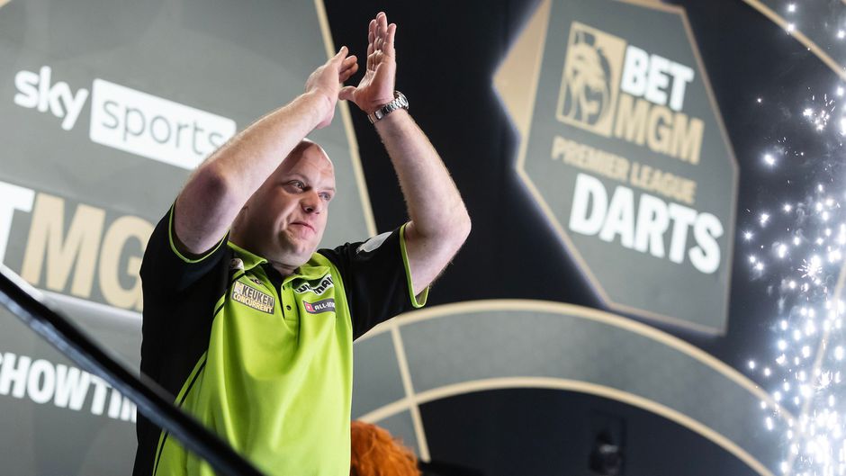 Vrouw van Michael van Gerwen zet eens iemand anders in het zonnetje: 'Vandaag is jouw feestje'