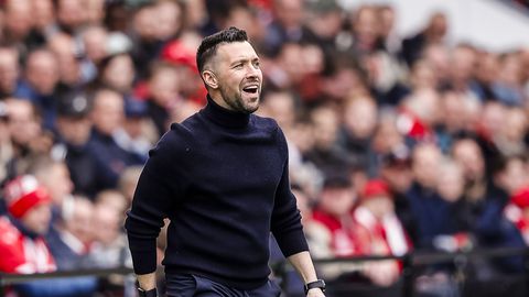 Francesco Farioli krijgt opnieuw vraag over de titel na PSV - Ajax: 'Dat is het enige wat ik je geef'