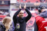 Veel beroemdheden aanwezig bij PSV - Ajax: afscheid van clubheld en flink gevulde Legends Lounge