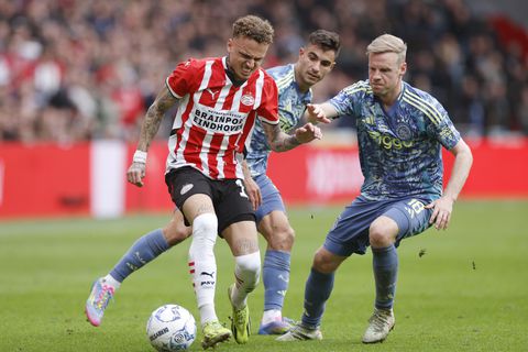 Noa Lang vreest voor tweede plek met PSV: 'Eigen schuld dikke bult'