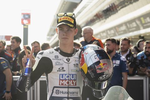 Collin Veijer profiteert van natte baan en pakt eerste punten na moeizame start in nieuwe klasse