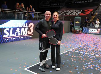 Tennislegendes Andre Agassi en Steffi Graf hebben één duidelijke regel in huwelijk: 'We blijven aan dezelfde kant'