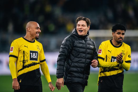 Borussia Dortmund gaat met Donyell Malen en Ian Maatsen voor 'kleine voorsprong' tegen PSG