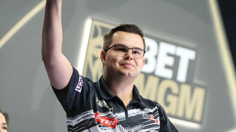 Opgeluchte Gian van Veen laat zware periode definitief achter zich: 'Het werd weer eens tijd'