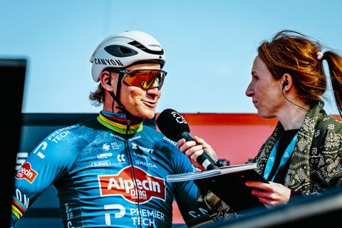 Topwielrenner Mathieu van der Poel kondigt verhuizing aan: 'Ik heb een fijne plek gevonden'