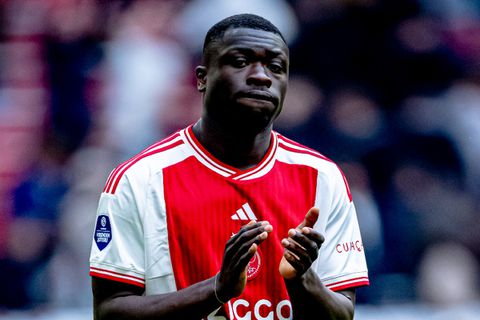 Ajax-spits Brian Brobbey verbaasd over eigen imago: 'Ik snap niet waarom mensen dat vinden...'