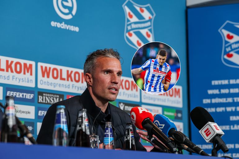 Uit Eredivisie vertrokken voetballer ziet Feyenoord-trainer Robin van Persie als 'mijn tweede vader'