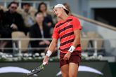 Gefrustreerde toptennisser eist vertrek van toeschouwer en zorgt voor opmerkelijk moment