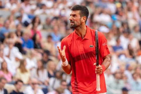 Video van 'levensgevaarlijke' actie toptennisser Novak Djokovic gaat viraal: 'De adrenaline gierde door ons lijf'