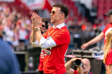 PSV-topvoetballer Ivan Perisic kibbelt na 'fit check' met teamgenoot: 'Hou je kop'