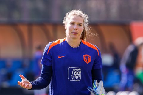 Openhartige Oranje Leeuwin Lize Kop 'opgelucht' na openbaring: 'Je bent dan zwak'