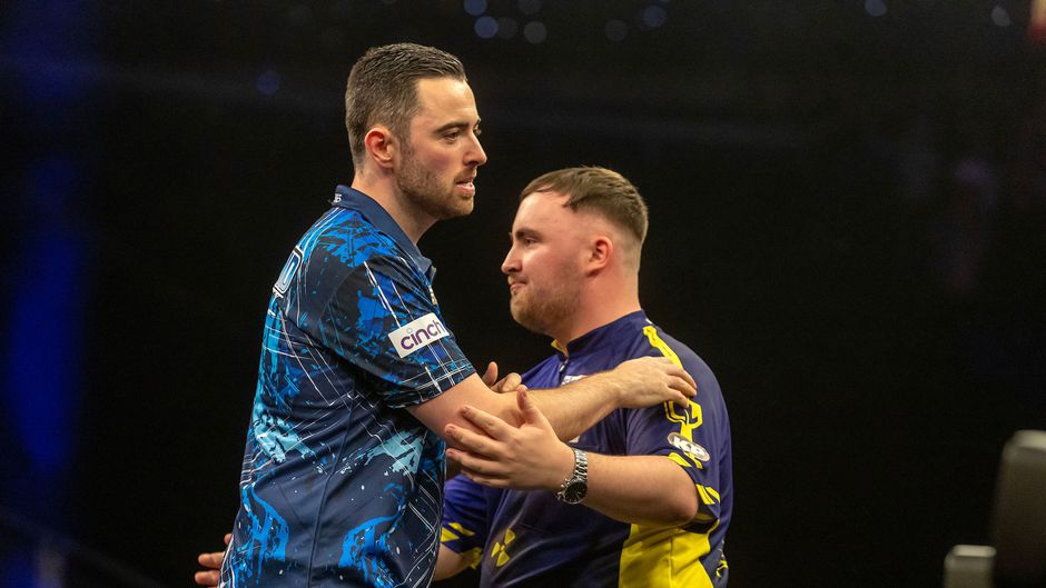 'Petje af' voor nieuwe dartslegende Luke Humphries, maar 'beste vrienden zijn' met Luke Littler is 'niet waar'