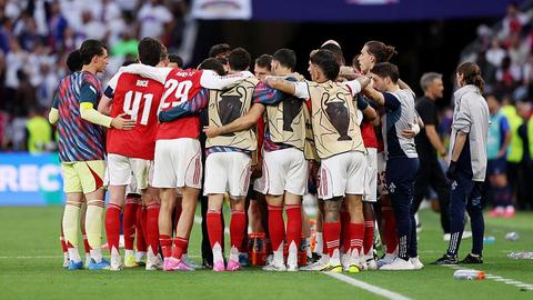 Live finale Champions League | Arsenal en PSG gaan verlengen: wie wint de grootste prijs van Europa?