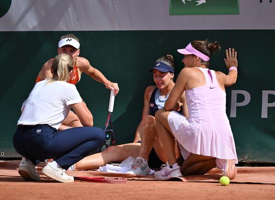 Toptennissters zijn het spuugzat op Roland Garros: 'Vijf incidenten in vijf dagen...'