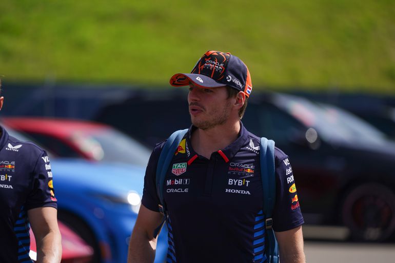 Max Verstappen na dramatisch verloop op GP Oostenrijk: 'Alles wat fout kon gaan, ging ook helemaal fout vandaag'