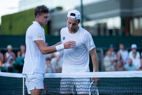 Nederlandse toptennisser vecht tegen zichzelf op Wimbledon: 'Je hoopt en denkt vertrouwen te hebben'
