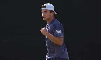 Enorme stunt in eerste ronde Wimbledon: Brit met wildcard (22) verslaat wereldtopper