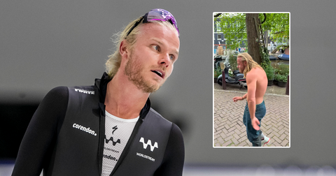 Voormalig topschaatser Koen Verweij zorgt voor hilariteit met imitatie van bekende voetballer