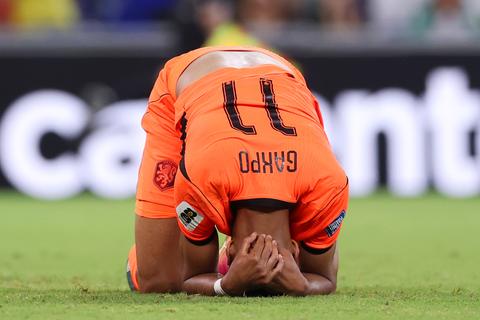 Cody Gakpo barst in tranen uit na hoofdrol bij Nederland - Marokko