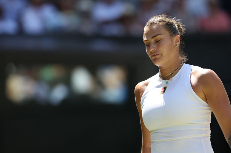 Toptennisster Aryna Sabalenka spreekt zich kwetsbaar uit: 'Dat betekent het einde, je wil niet meer bestaan'