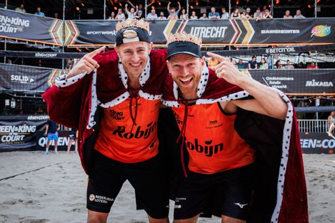 Nieuw huwelijk met veelbesproken beachvolleyballer ligt meteen onder vergrootglas: 'Kan worden opgerakeld'