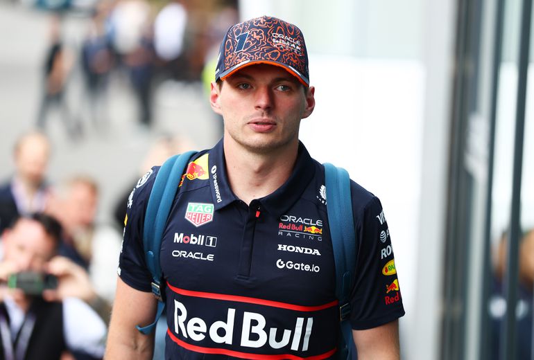 Contract Max Verstappen blijft interessant: 'Volgend jaar heeft hij een andere clausule'