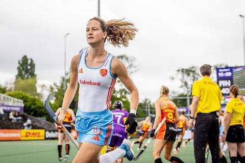 Felice Albers merkte grote gevolgen van titel ‘beste hockeyster ter wereld’: ‘De onbevangenheid is er meteen af’